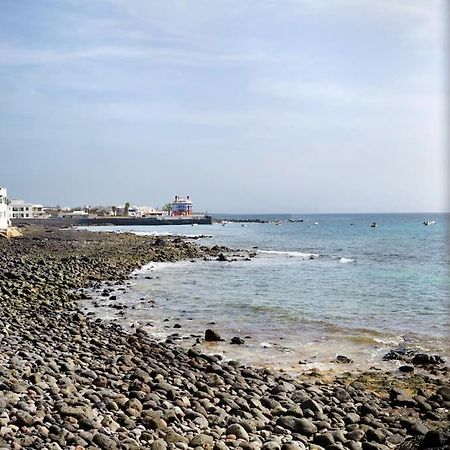 Casa Luisa Anclada Frente Al Mar Apartman Arrieta  Kültér fotó