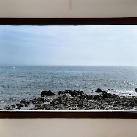 Casa Luisa Anclada Frente Al Mar Apartman Arrieta  Kültér fotó